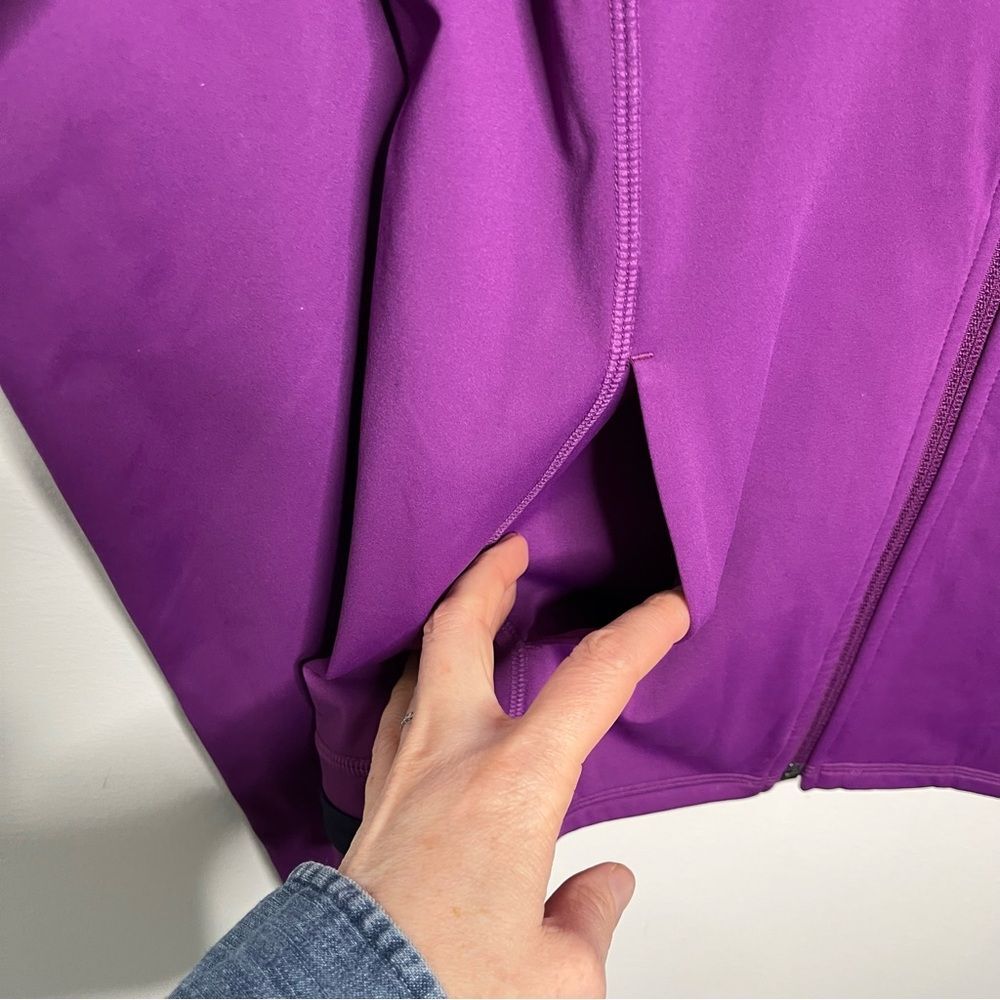 T By Talbots Performance Interlock Jacket & Leggi… - image 4